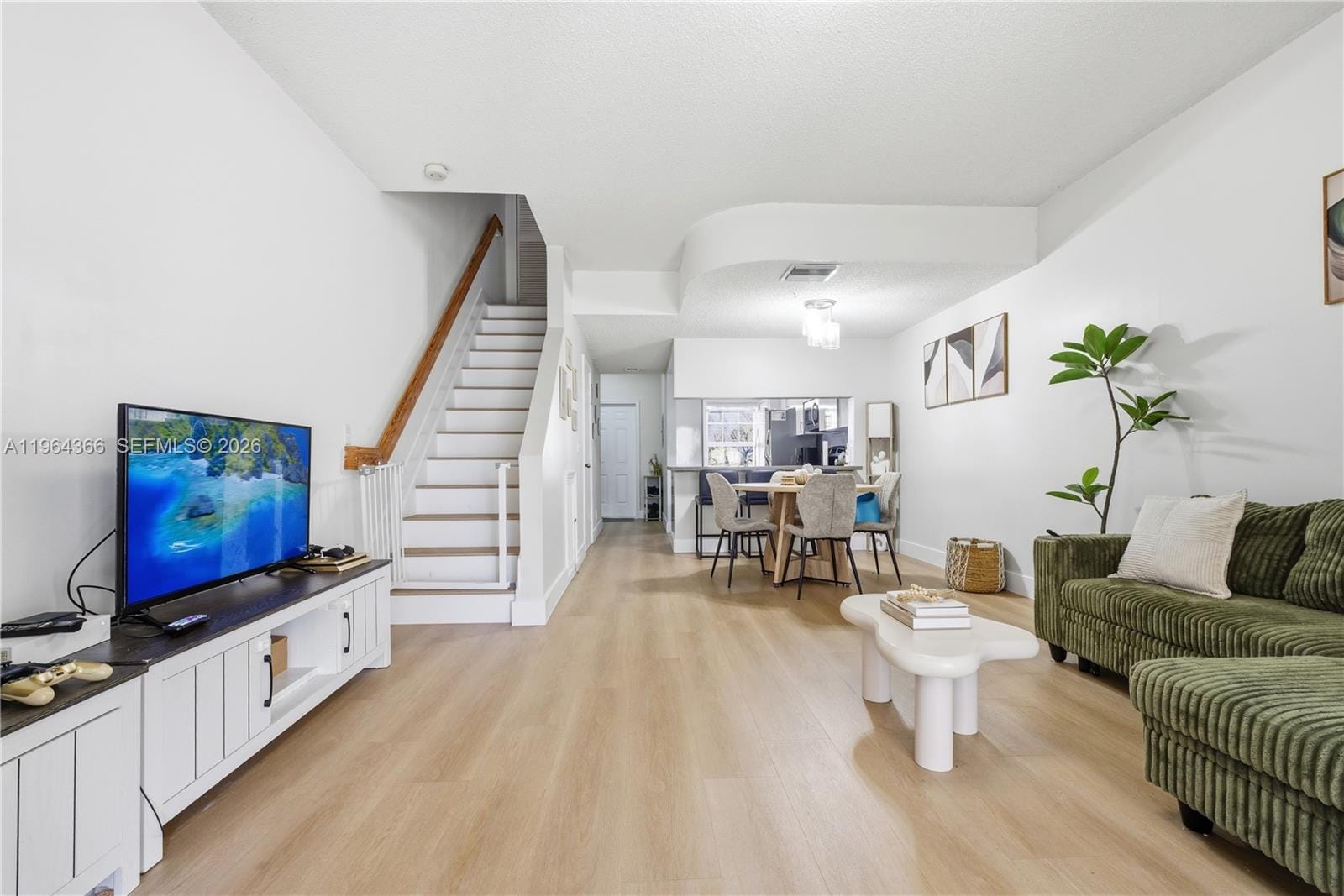 2 Simonton Circle — photo 4