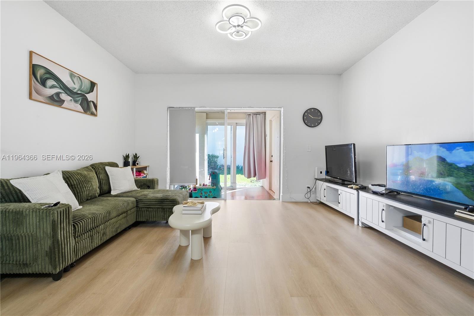 2 Simonton Circle, Weston, FL 33326, Weston