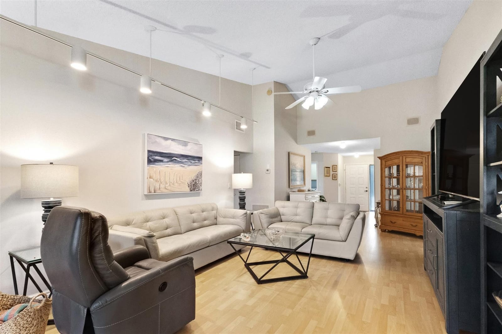 4928 S Boxwood Circle — photo 11