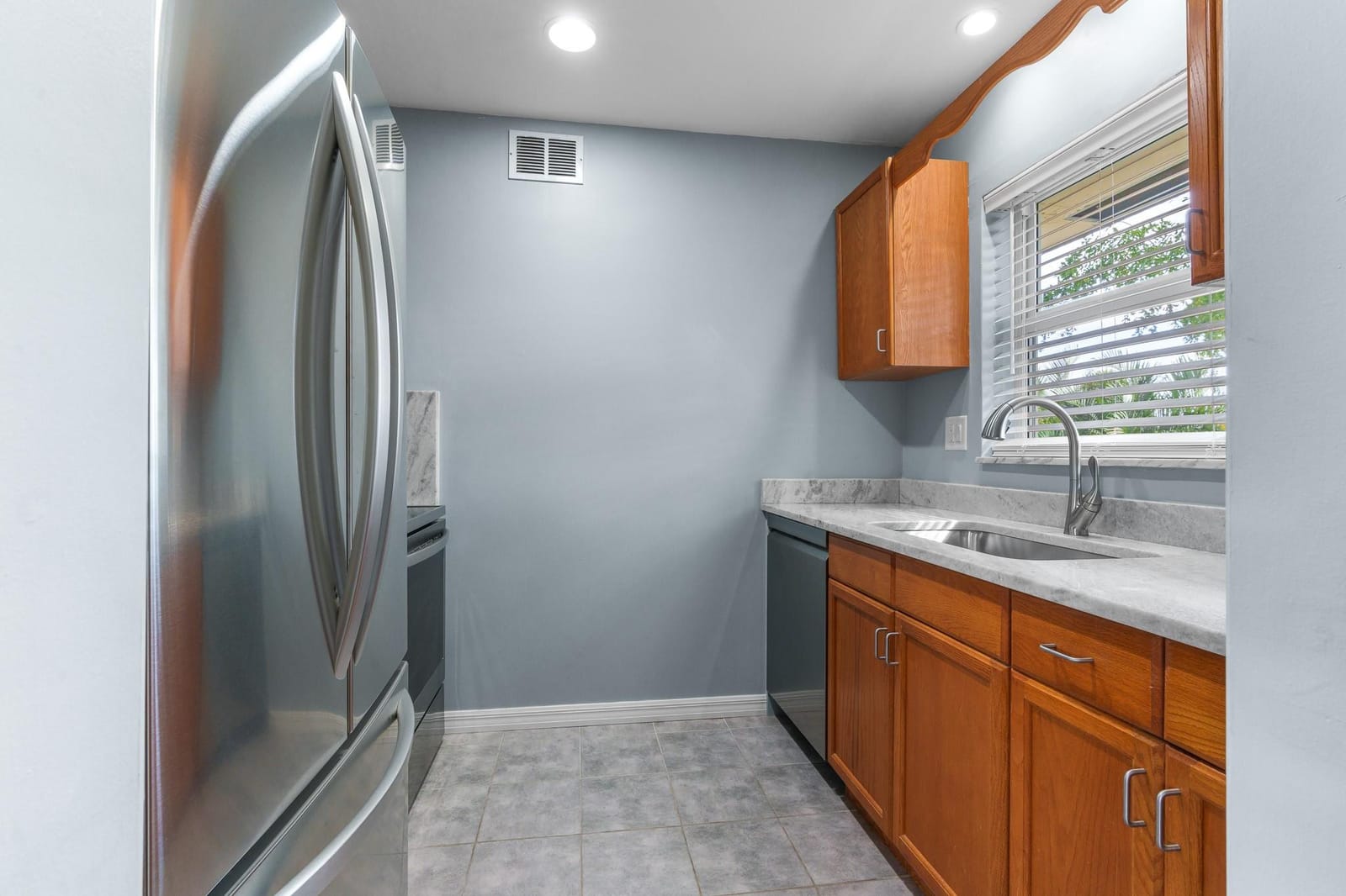 2015 NE 32nd Court 25 — photo 6