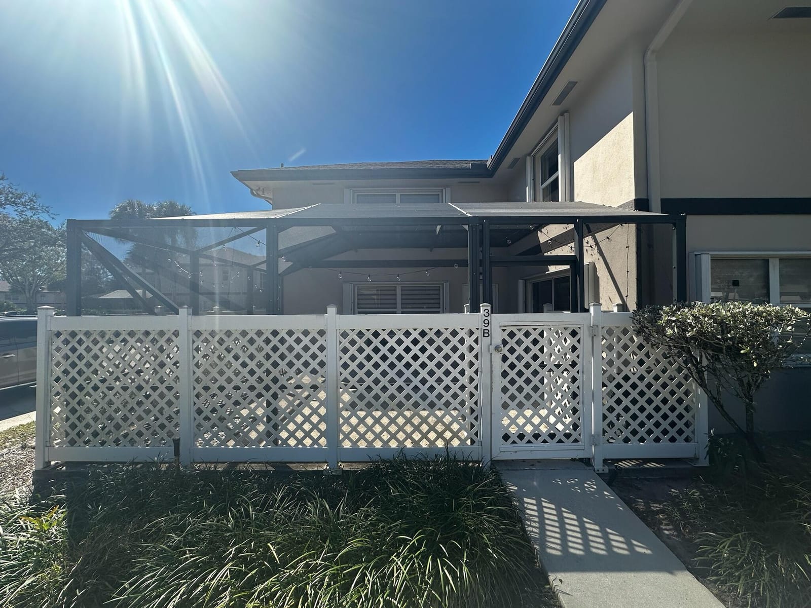 39 Essex Court B — photo 2