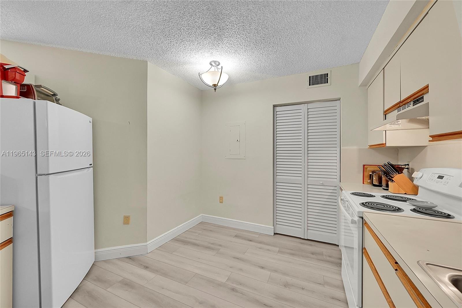 5936 Morningstar Circle 104 — photo 11
