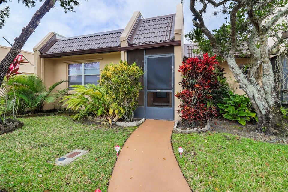 107 Lake Terry Drive, West Palm Beach, FL 33411, West Palm Beach