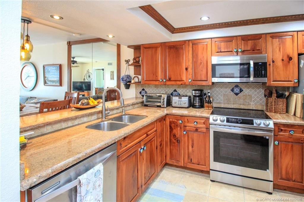 4680 NE Sandpebble Trace 305, Stuart, FL 34996 photo 9