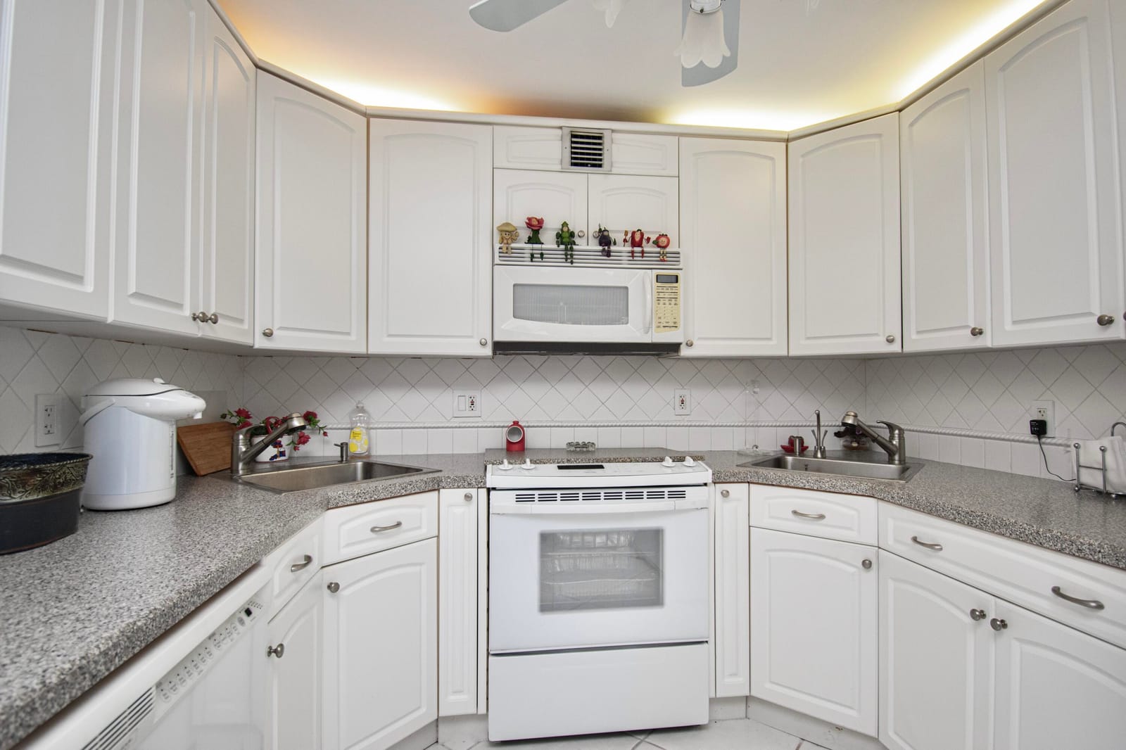 220 Richmond C, Deerfield Beach, FL 33442 photo 17