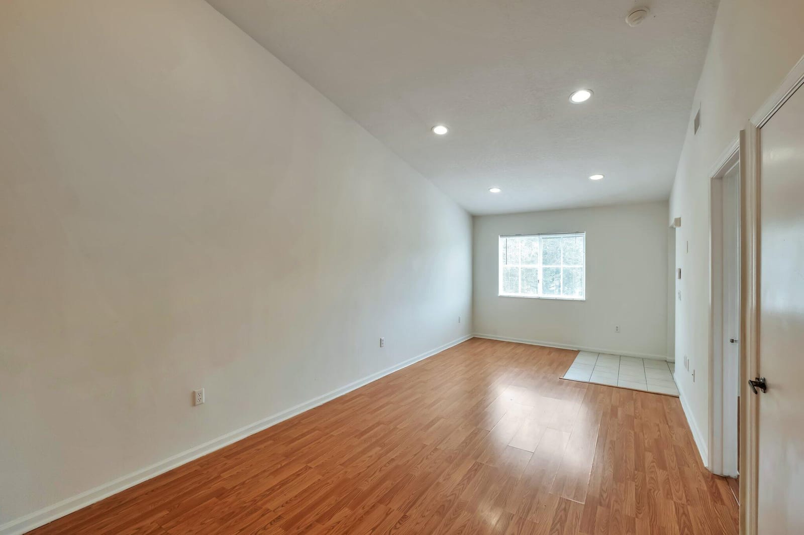 3504 Briar Bay Boulevard 205 — photo 5