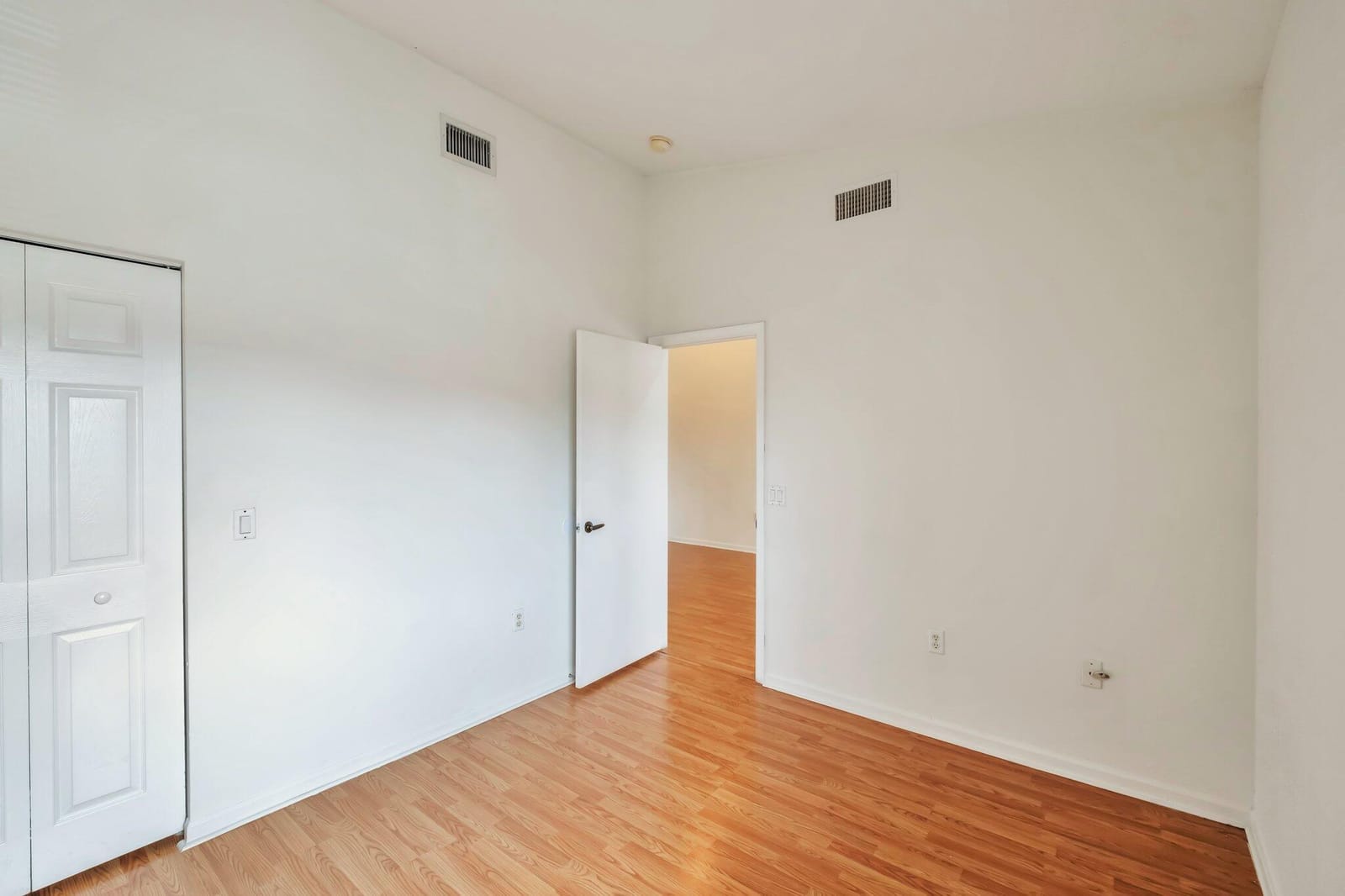 3504 Briar Bay Boulevard 205 — photo 7