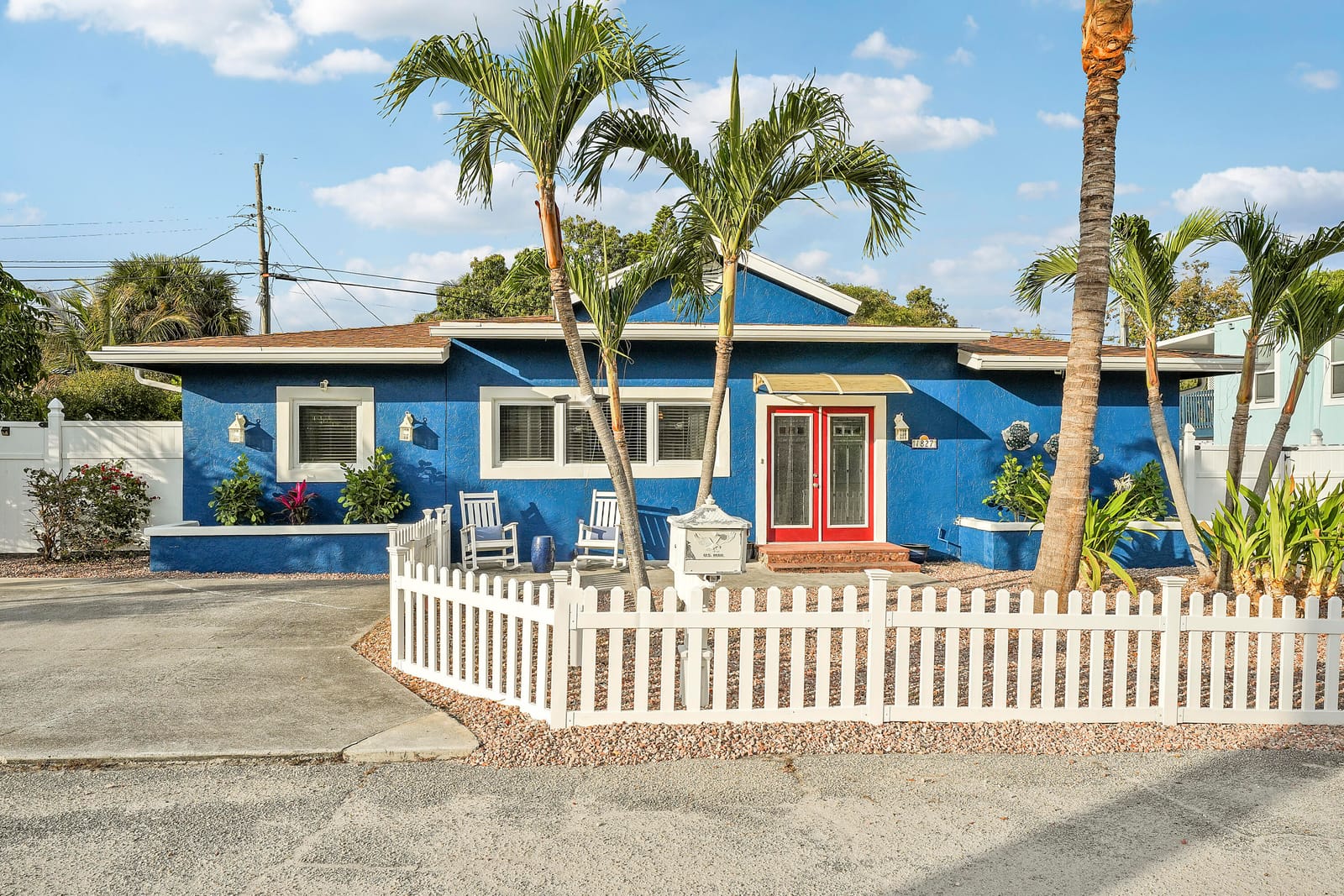 1827 Len Drive, North Palm Beach, FL 33408