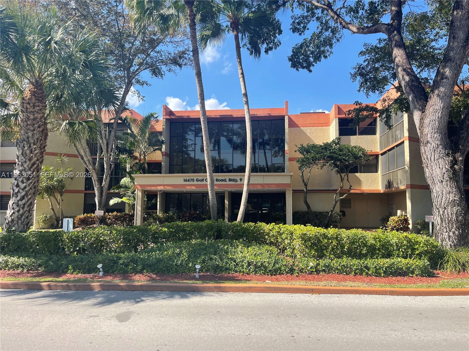 16475 Golf Club Road 309, Weston, FL 33326, Weston