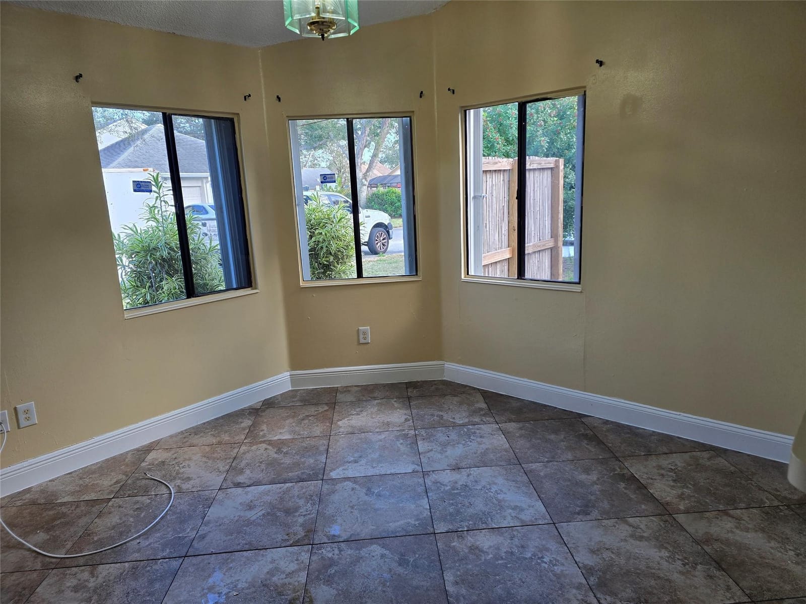 809 E Palm Run Drive, North Lauderdale, FL 33068 photo 6
