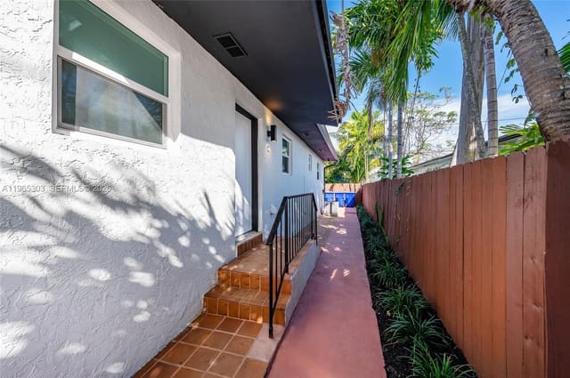 3321 NW 19th Terrace C, Miami, FL 33125