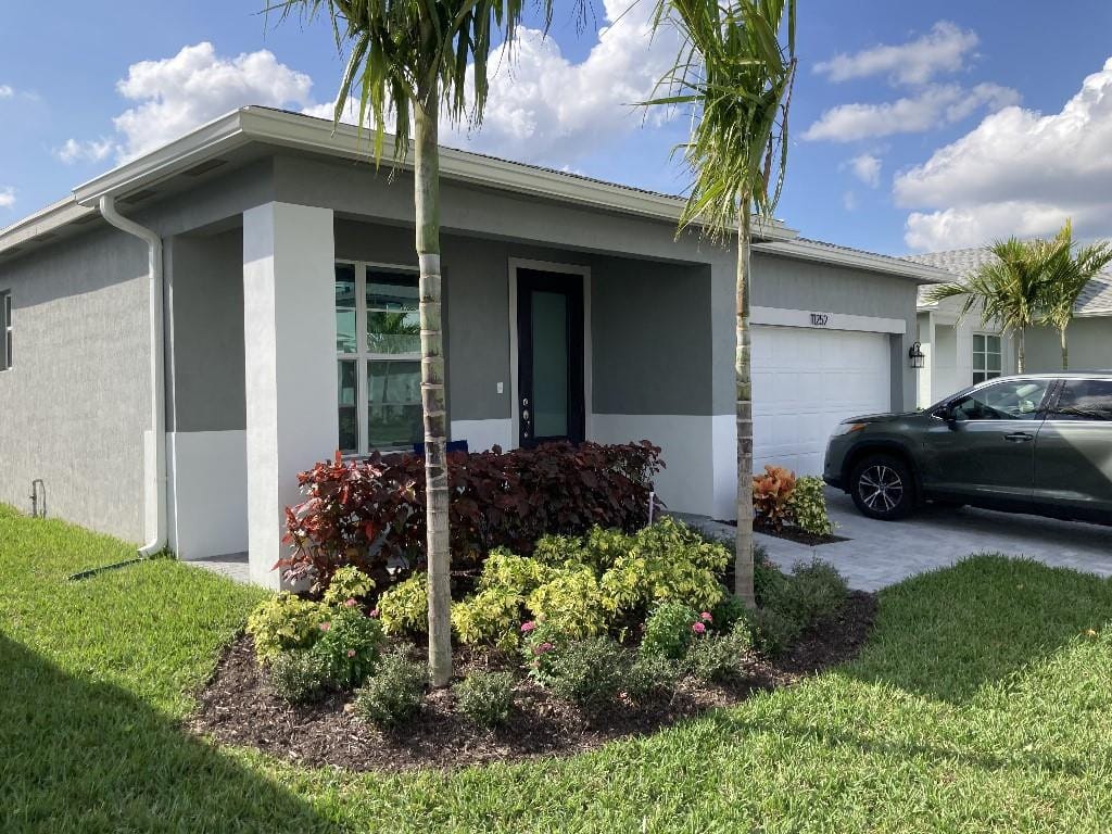 11252 SW Lyra Drive, Port St. Lucie, FL 34987