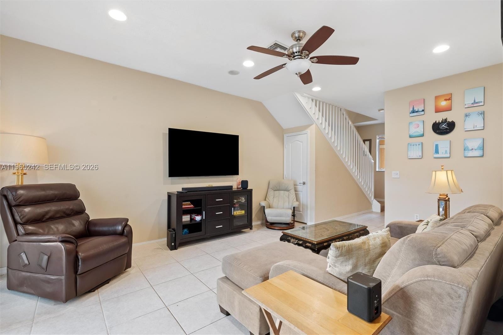 202 River Bluff Lane, Royal Palm Beach, FL 33411 photo 4