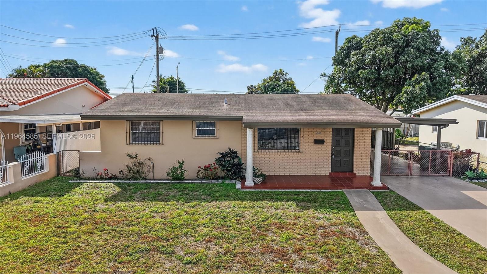 1010 W 33rd Place, Hialeah, FL 33012