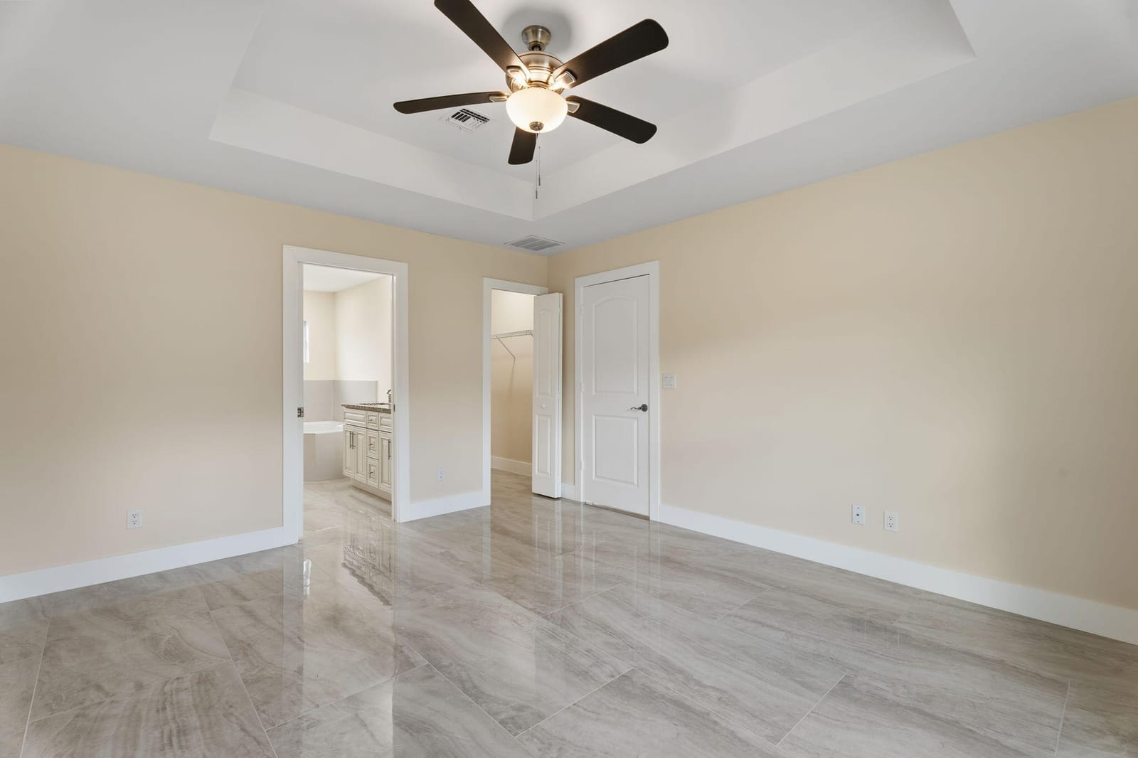 4947 NW Flintstone Avenue — photo 12
