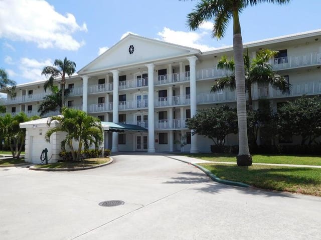 2561 Village Boulevard 306, West Palm Beach, FL 33409