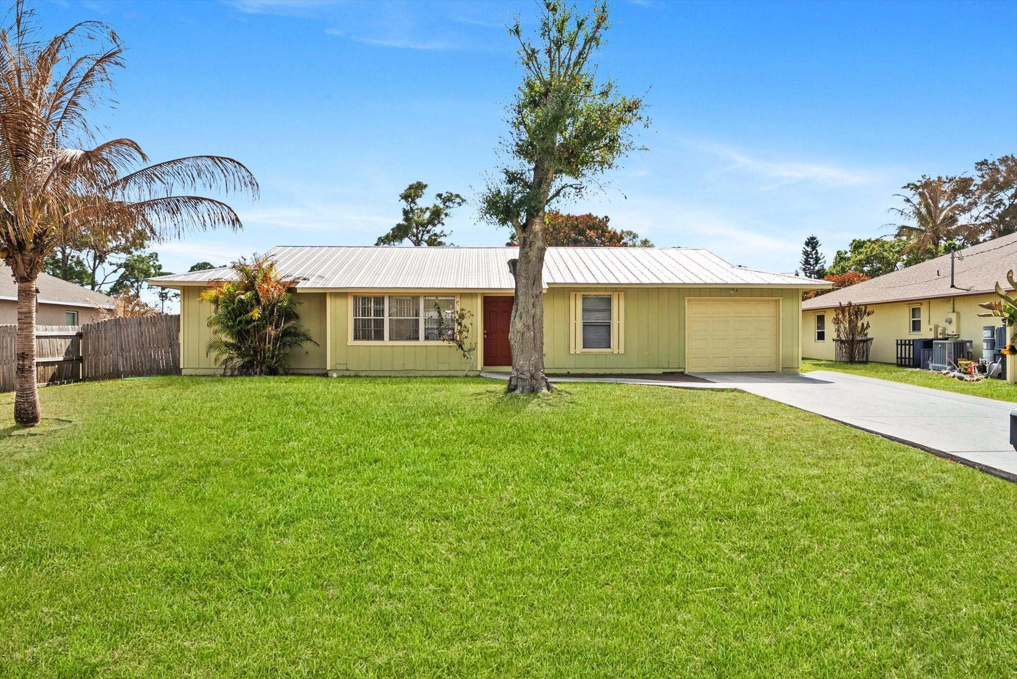 636 SW Eyerly Avenue, Port St. Lucie, FL 34983, Port St Lucie