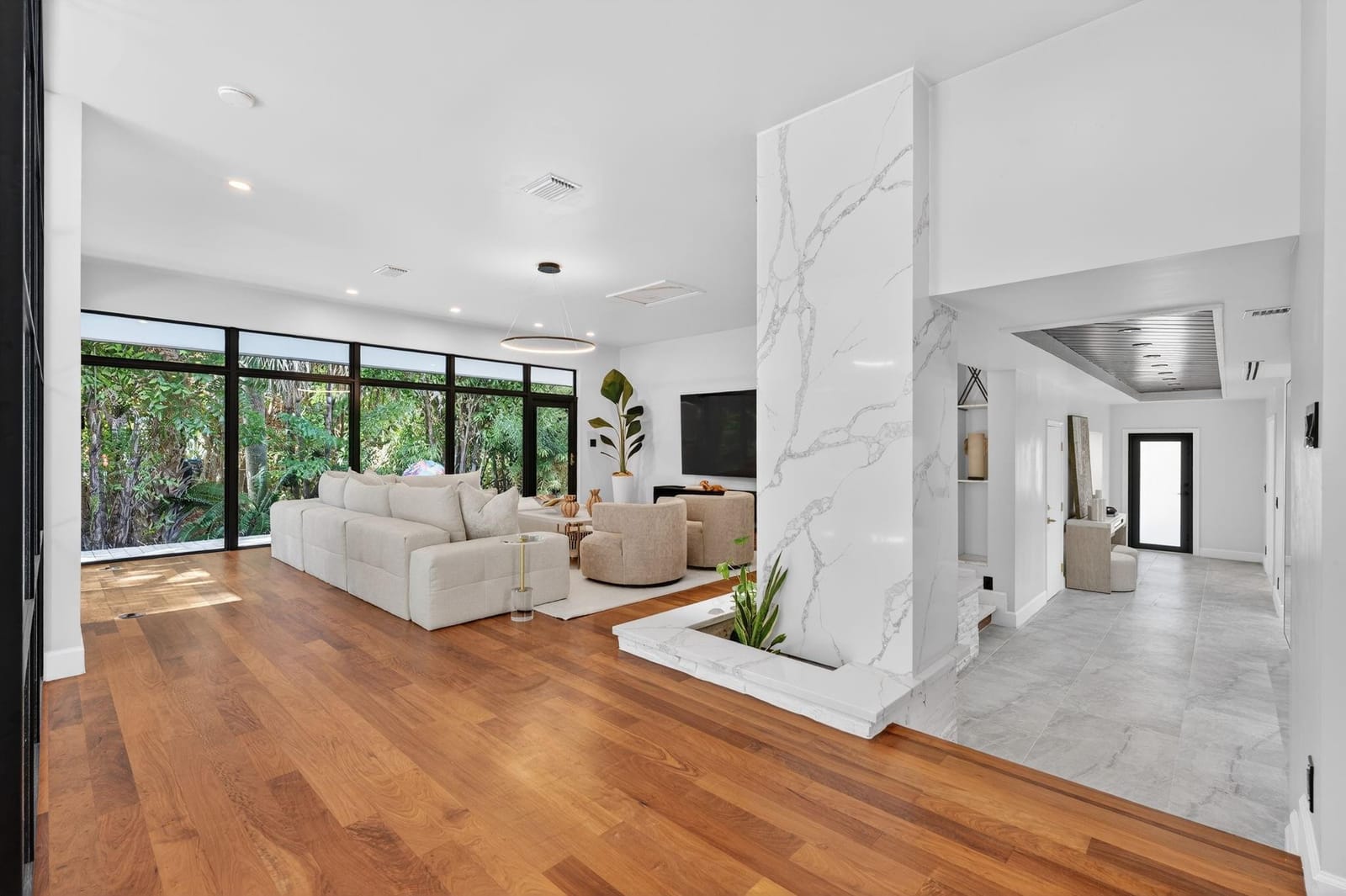360 NW 33rd Street — photo 11