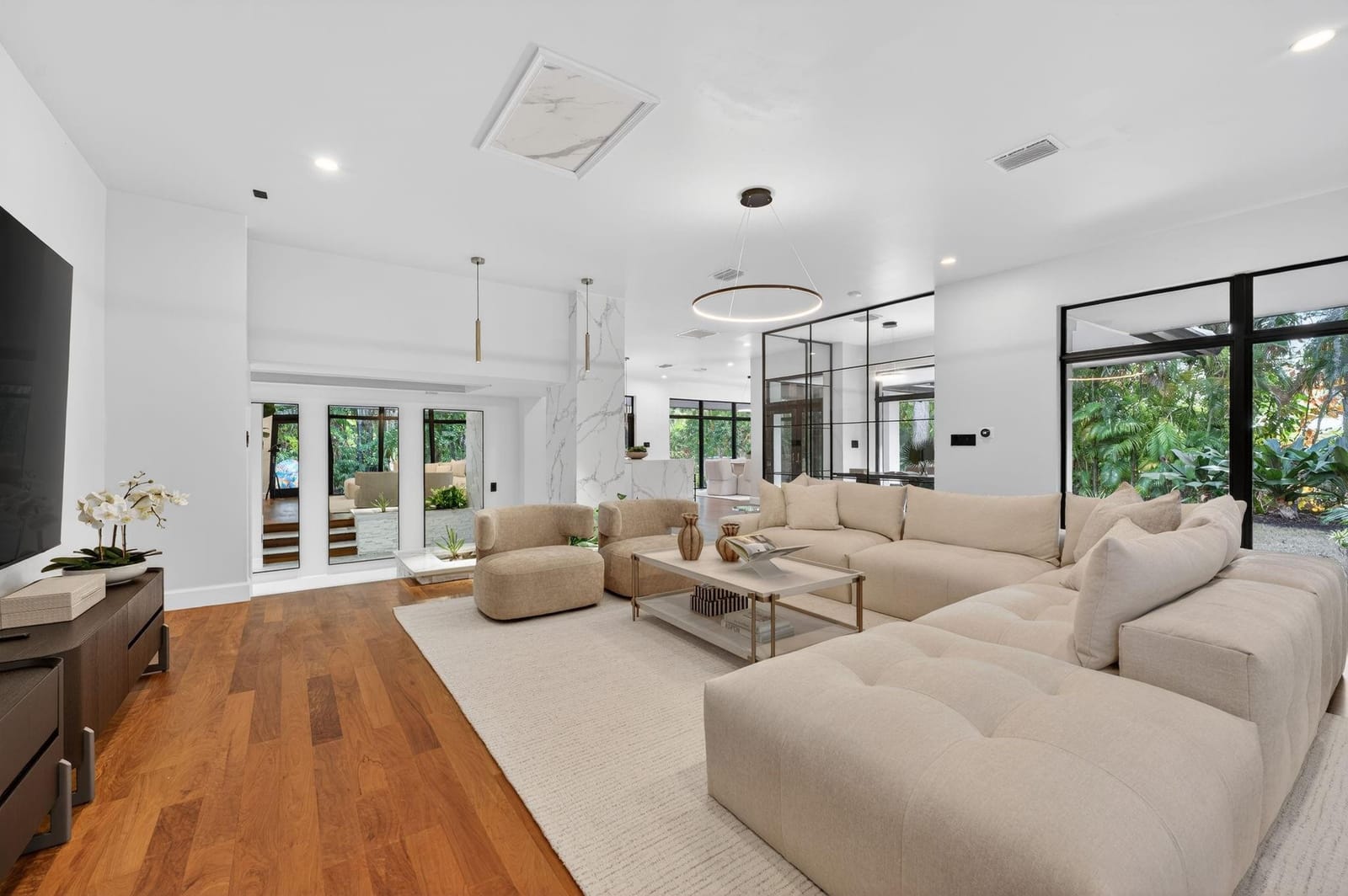360 NW 33rd Street — photo 8