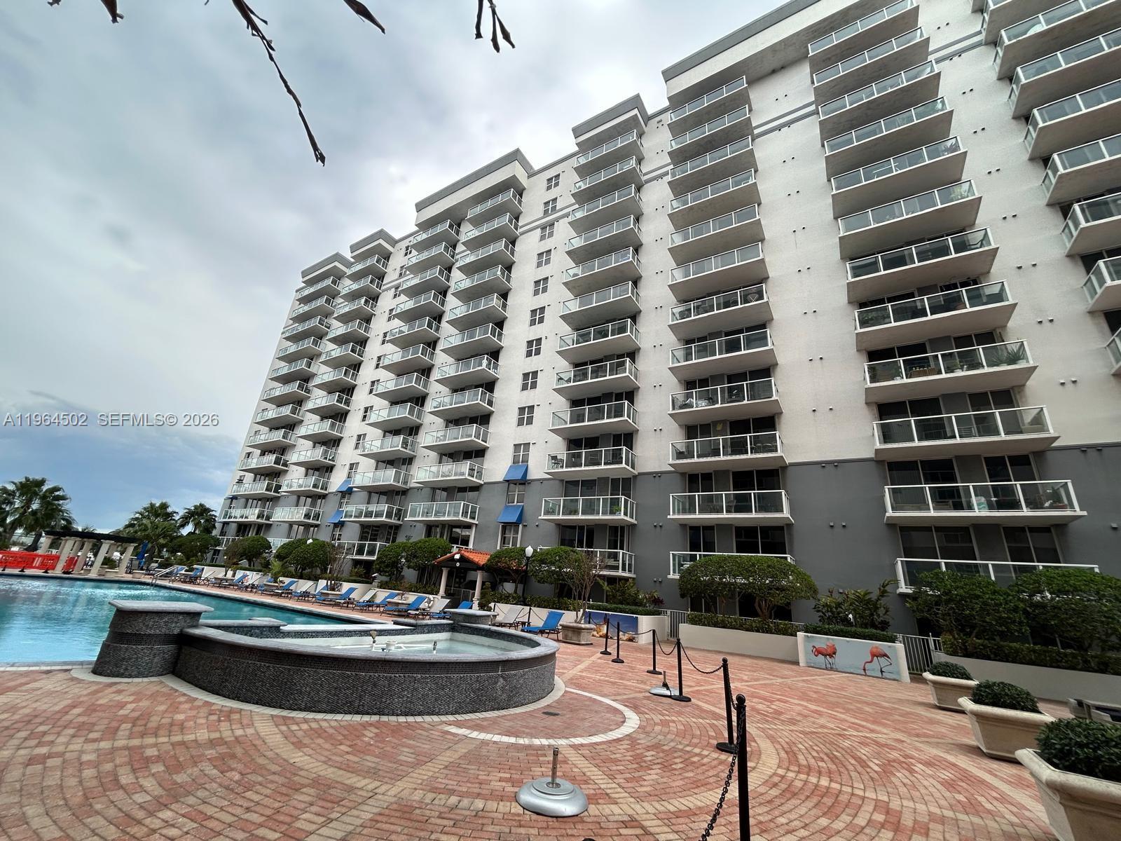 5077 NW 7th Street 1012, Miami, FL 33126, Miami