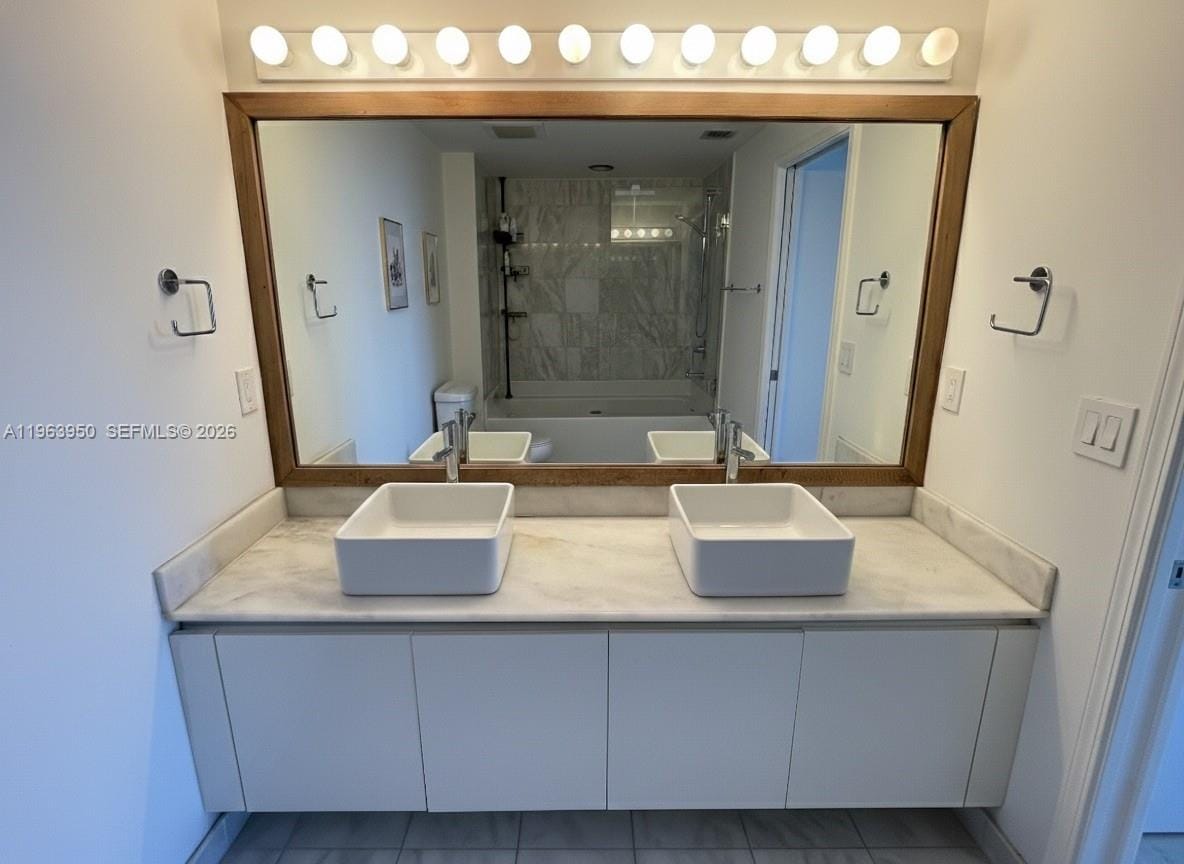 601 NE 36th Street 2109, Miami, FL 33137 photo 12
