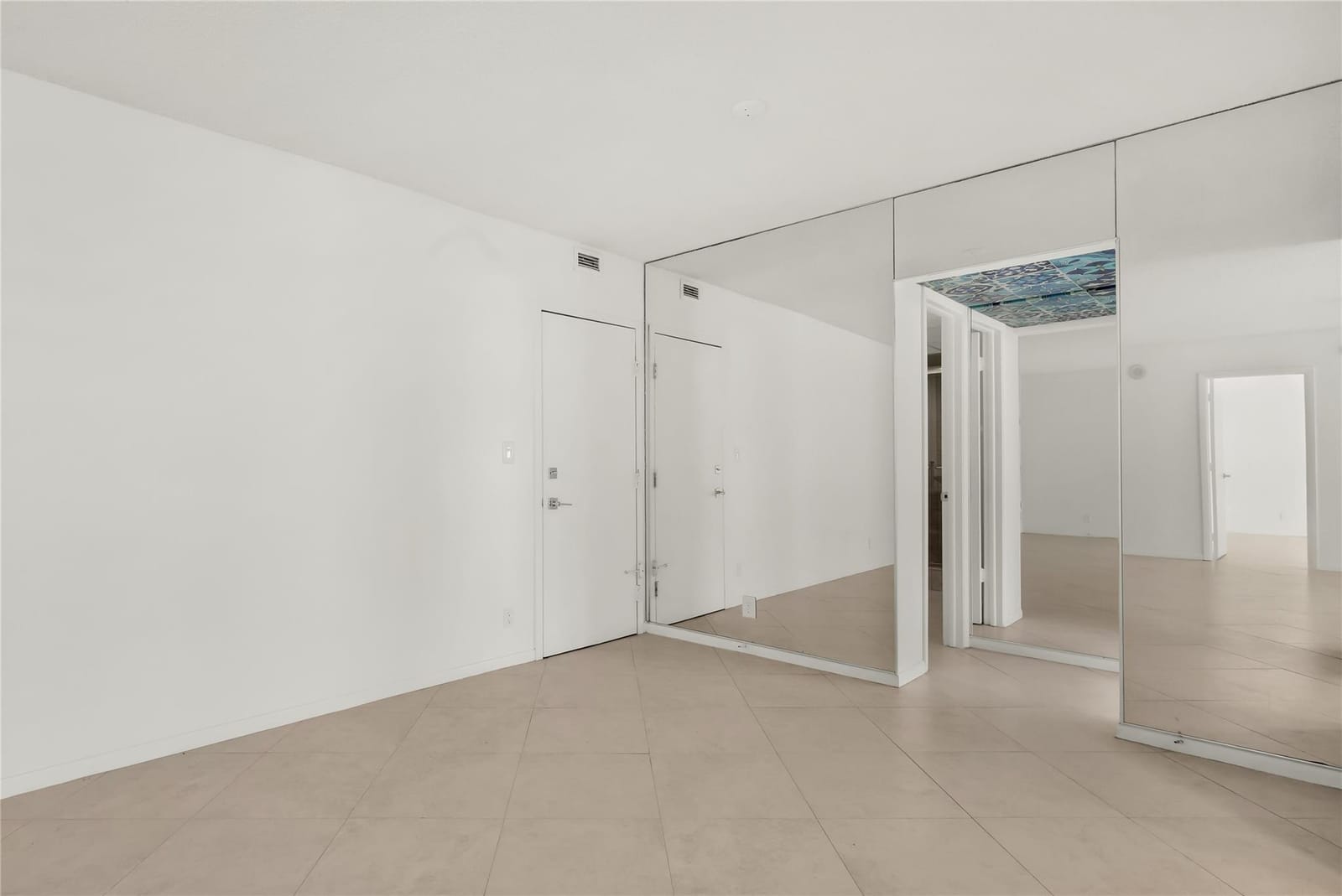 2715 N Ocean Boulevard 7d — photo 7