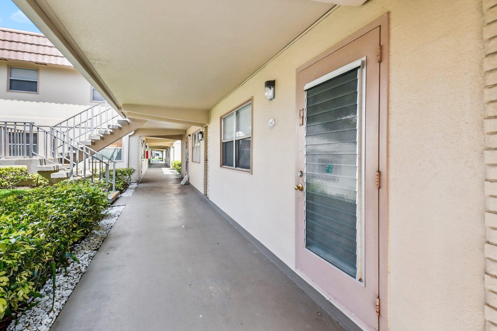 447 Saxony J Way 447-J, Delray Beach, FL 33446 photo 4