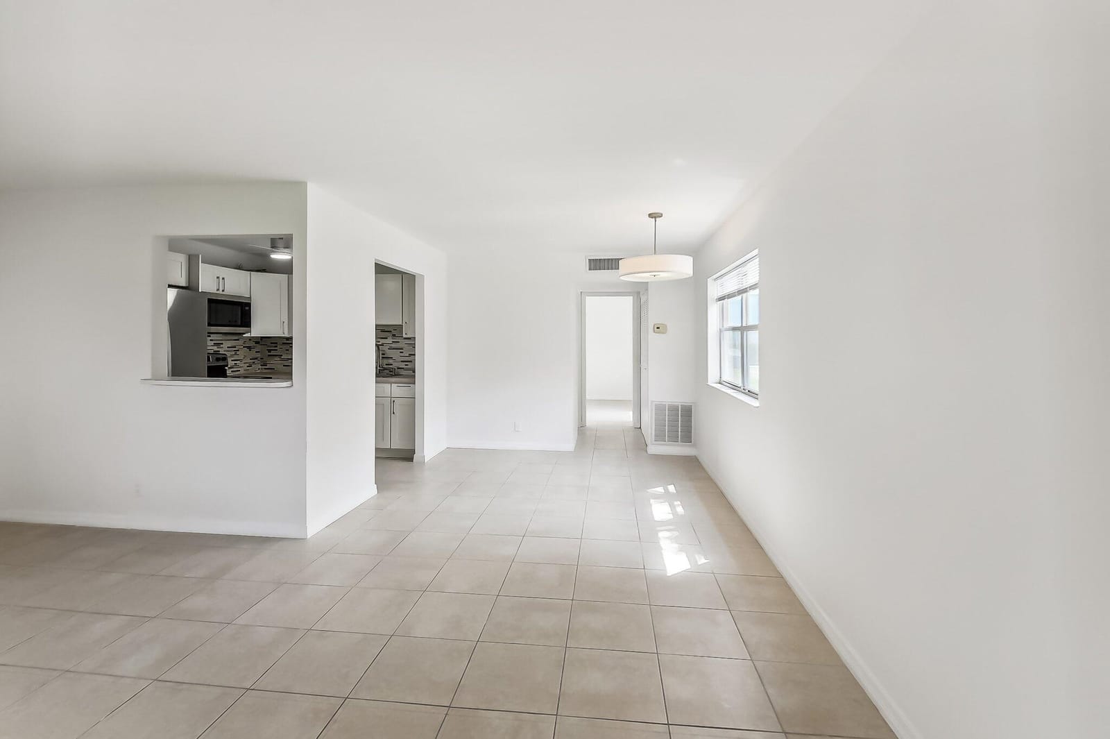 447 Saxony J Way 447-J, Delray Beach, FL 33446 photo 5