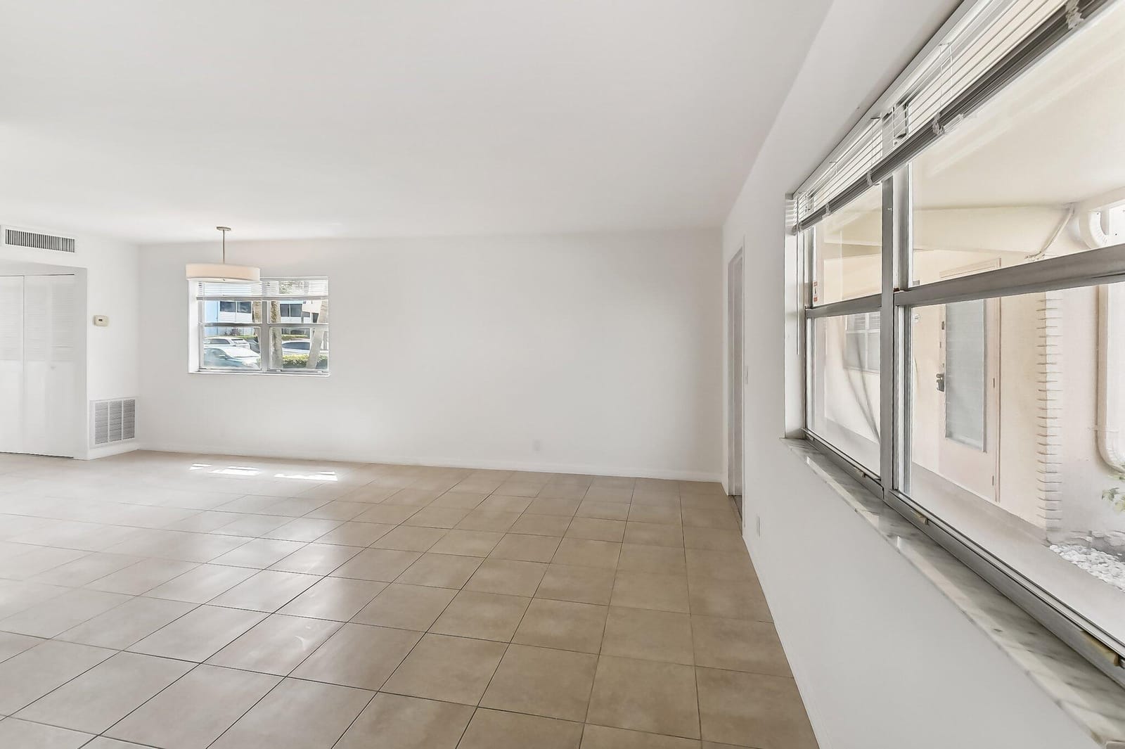 447 Saxony J Way 447-J, Delray Beach, FL 33446 photo 7