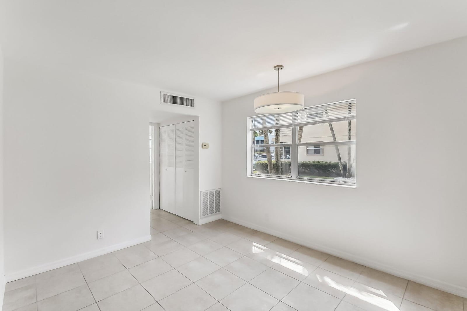 447 Saxony J Way 447-J, Delray Beach, FL 33446 photo 9