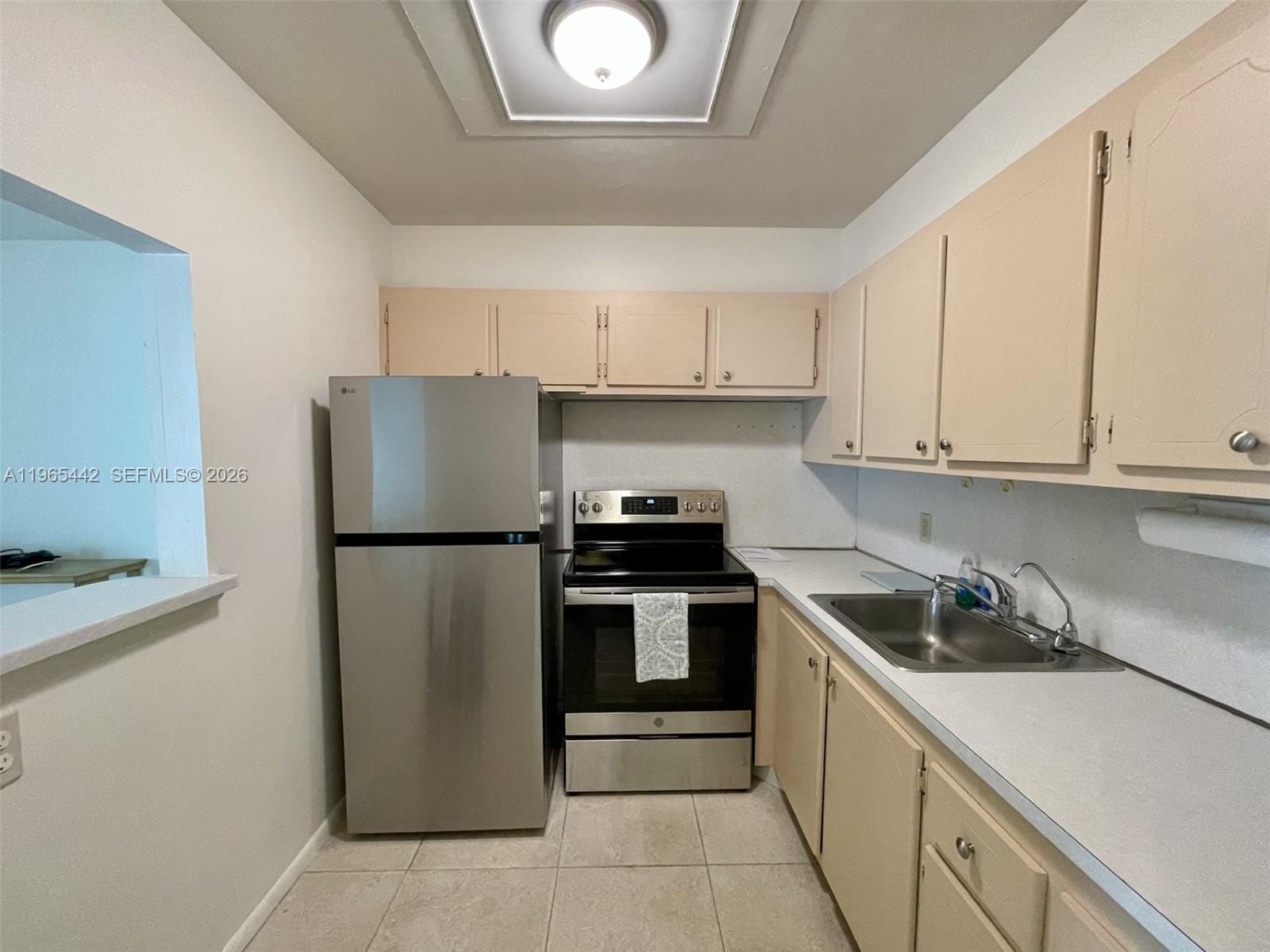 118 Upminster E 118 — photo 5