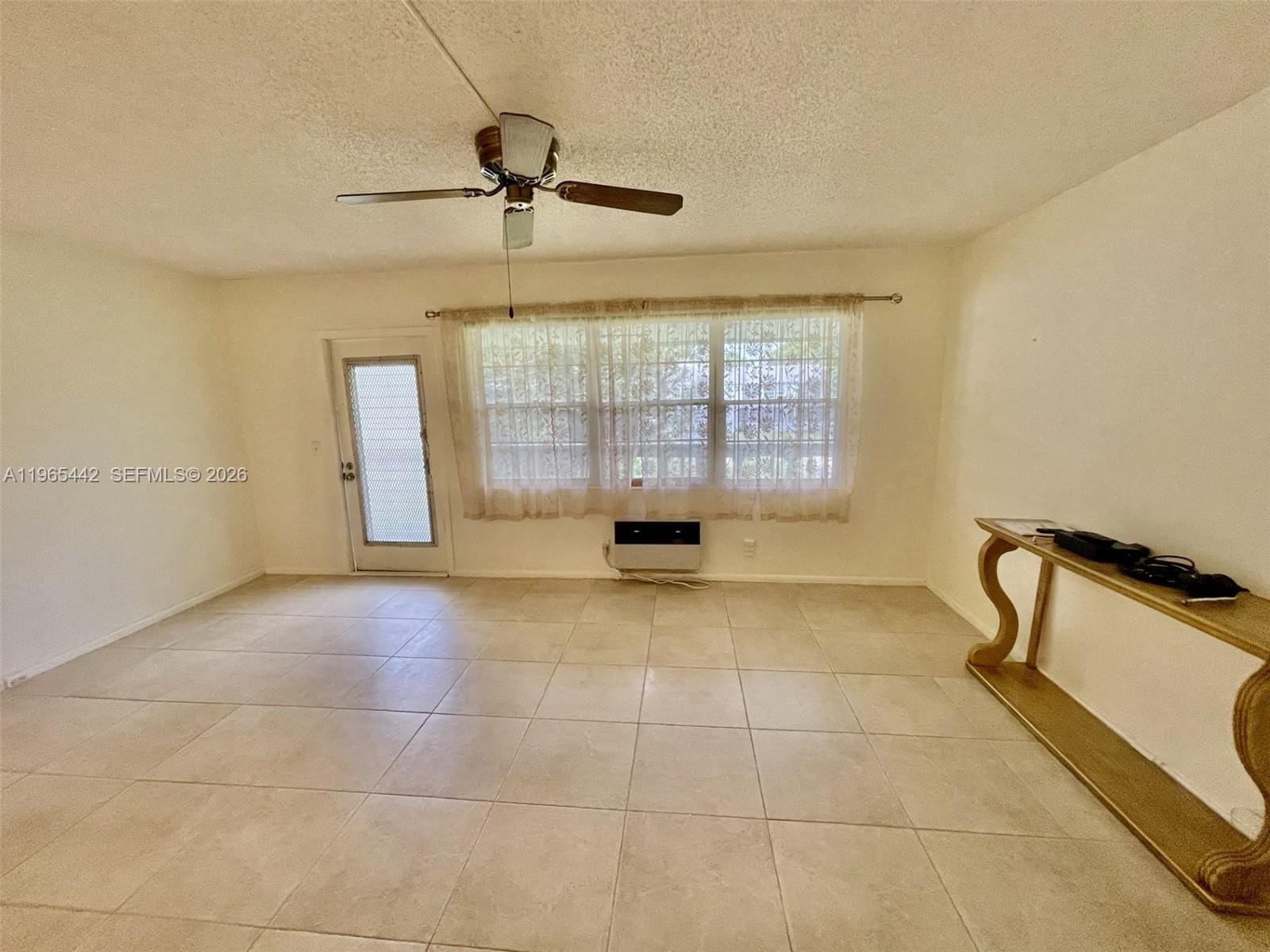 118 Upminster E 118 — photo 7