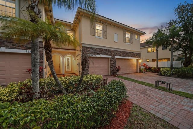9515 SW Otter Lane, Stuart, FL 34997