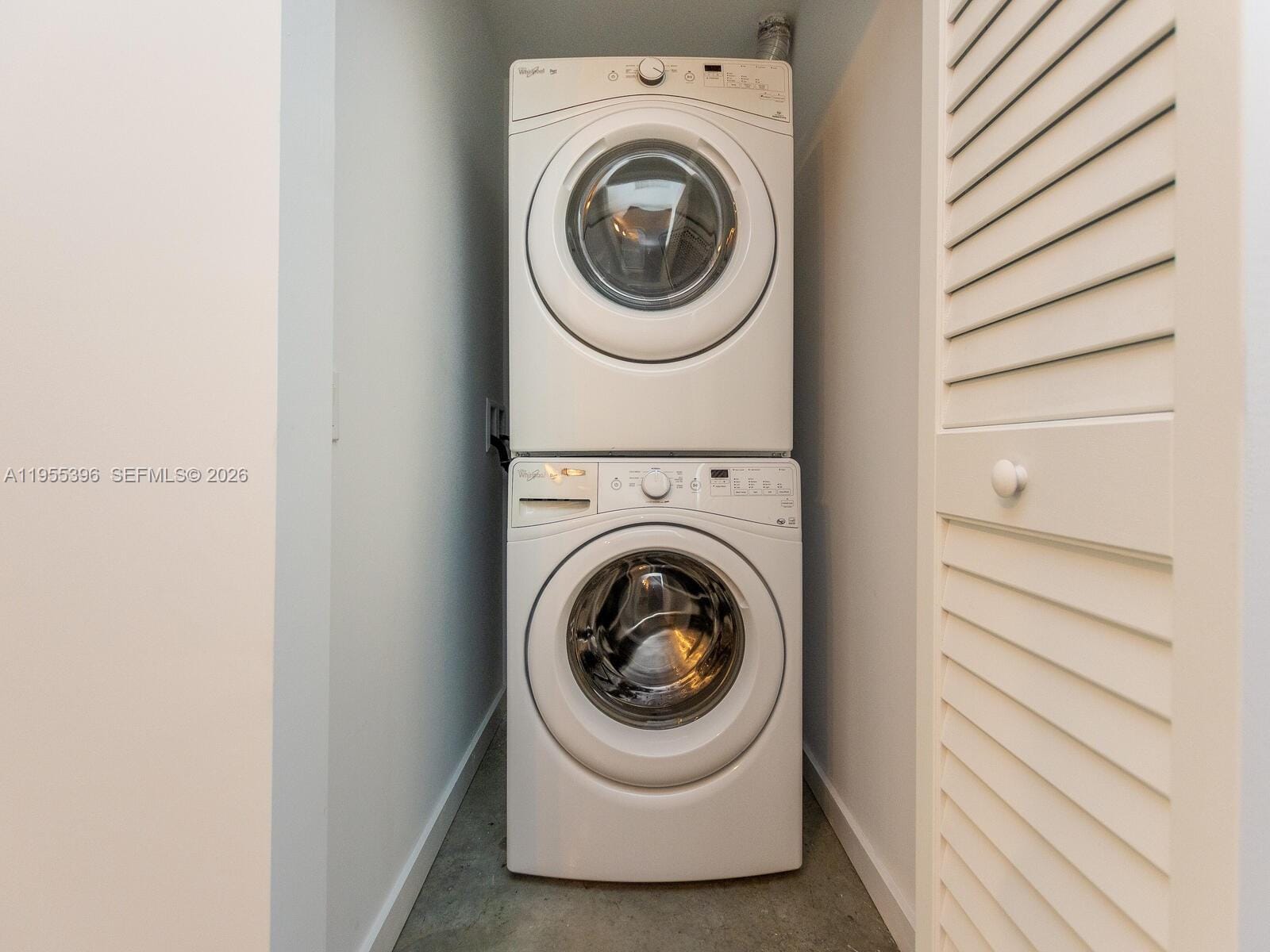151 SE 1st Street 805, Miami, FL 33131 photo 13