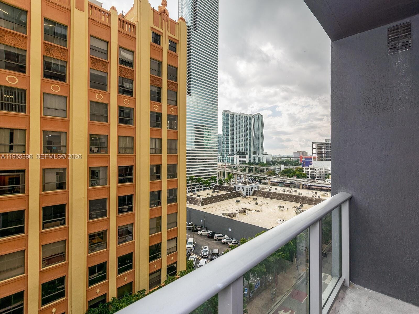 151 SE 1st Street 805, Miami, FL 33131 photo 23