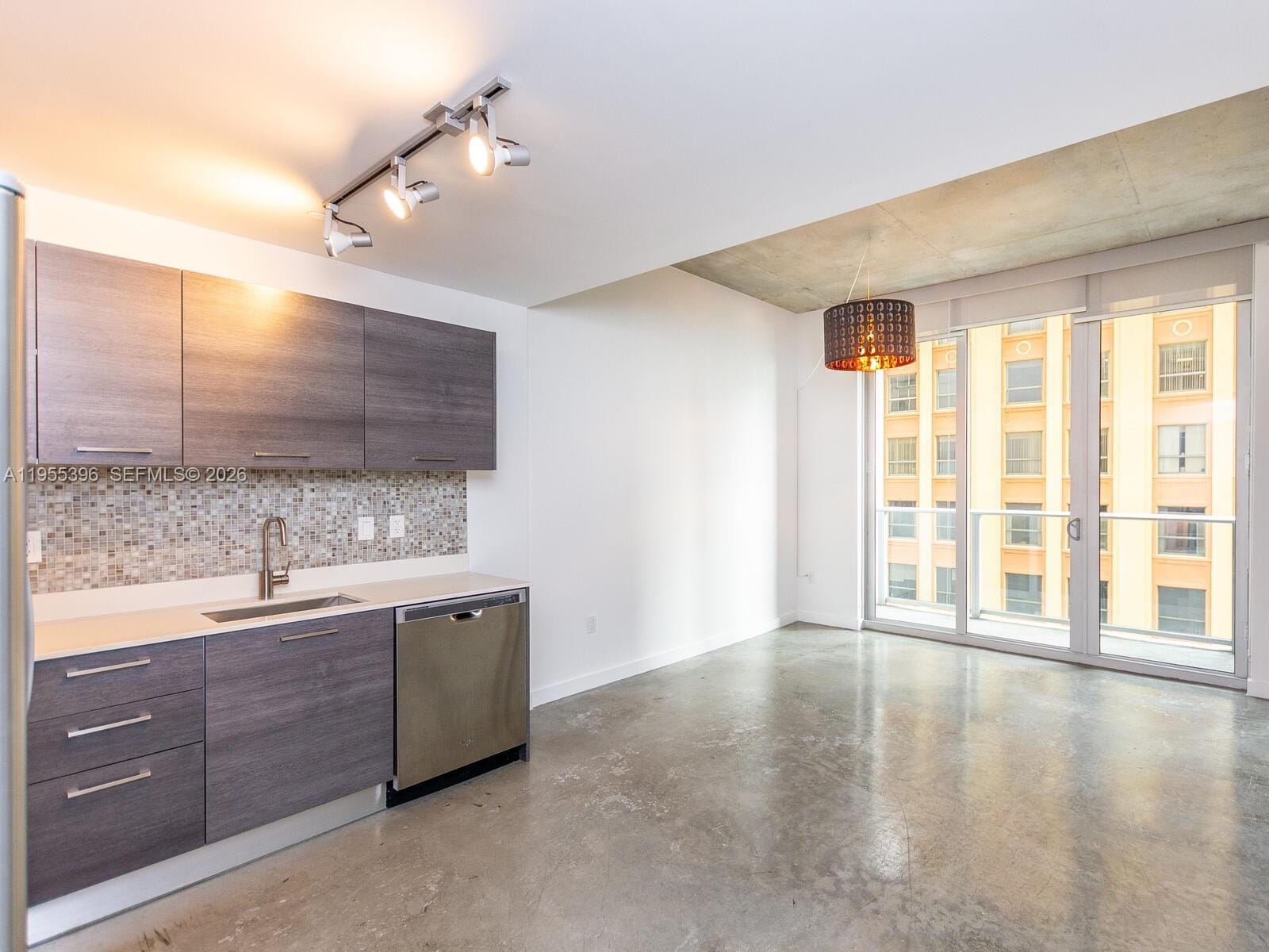 151 SE 1st Street 805, Miami, FL 33131 photo 6
