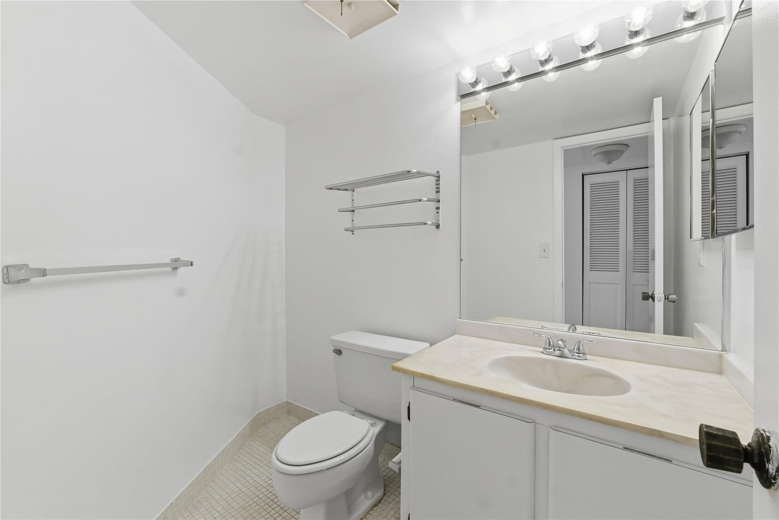 7650 W Mcnab Road 114, Tamarac, FL 33321 photo 3