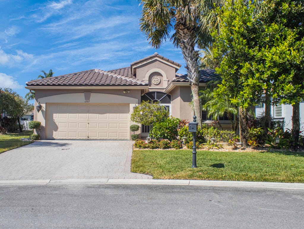 6507 Pavone Street, Lake Worth, FL 33467 photo 2