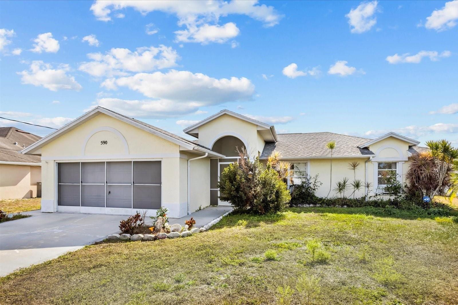 590 SW Lacroix Avenue, Port St. Lucie, FL 34953