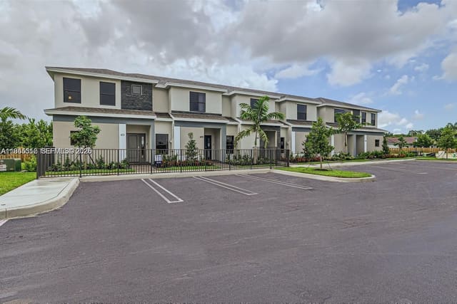 445 NE 1st Drive, Florida City, FL 33034