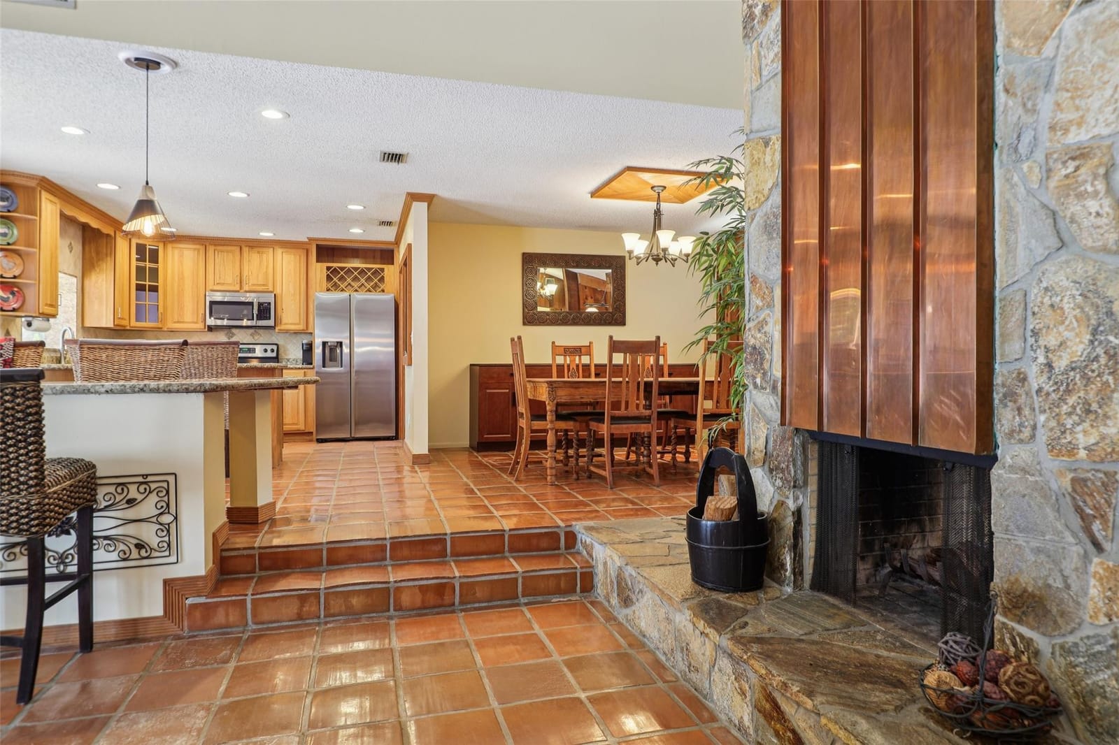 808 E Plantation Circle, Plantation, FL 33324 photo 9