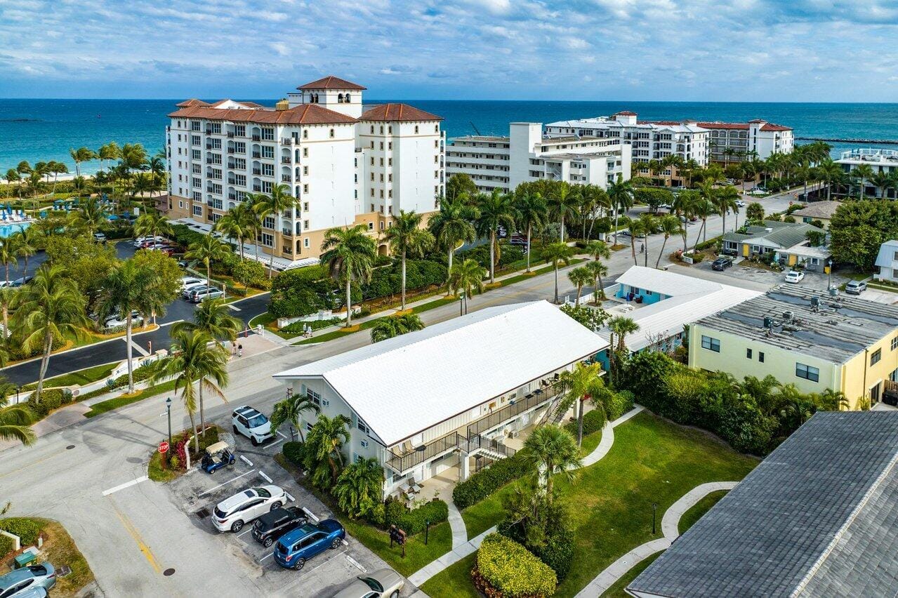 100 Bravado Lane 2, Palm Beach Shores, FL 33404 photo 14