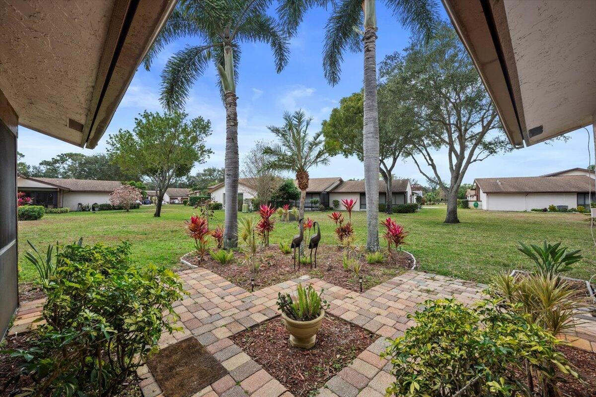 6138 Elsinore Circle, Greenacres, FL 33463 photo 21