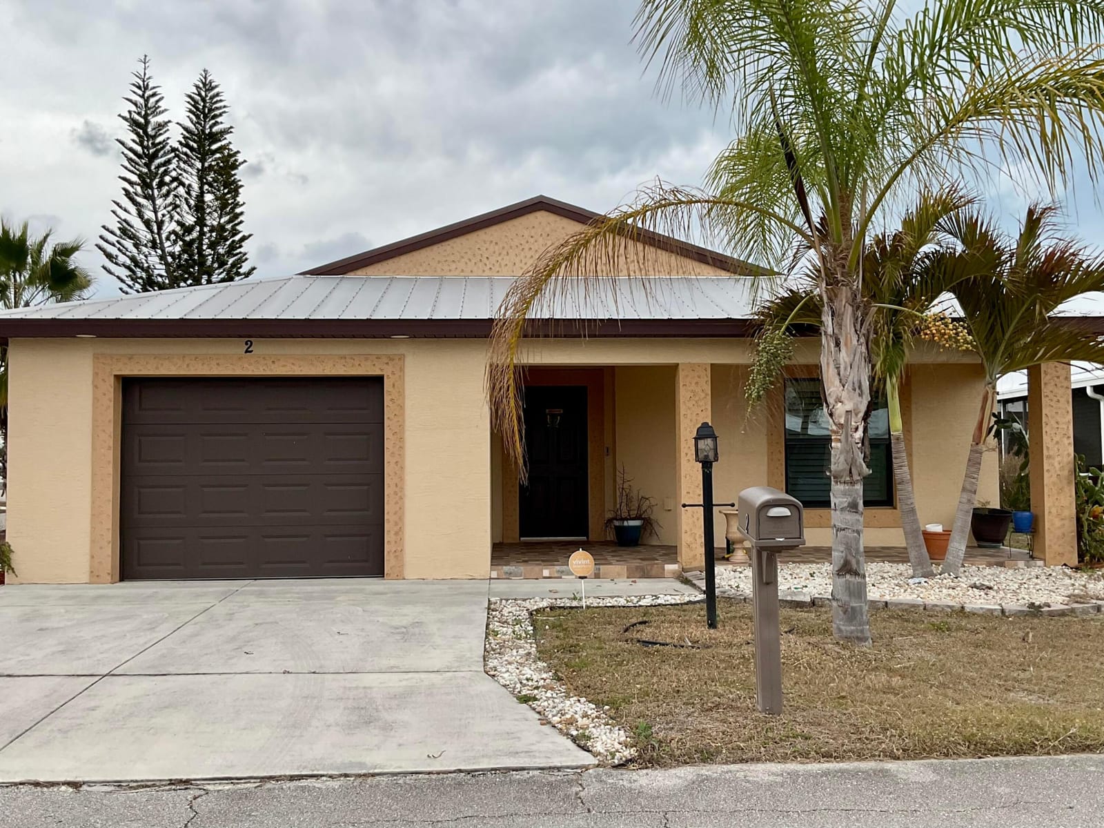 2 Antigua Lane, Port St. Lucie, FL 34952