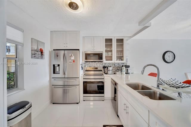 2801 Somerset Drive 215, Lauderdale Lakes, FL 33311