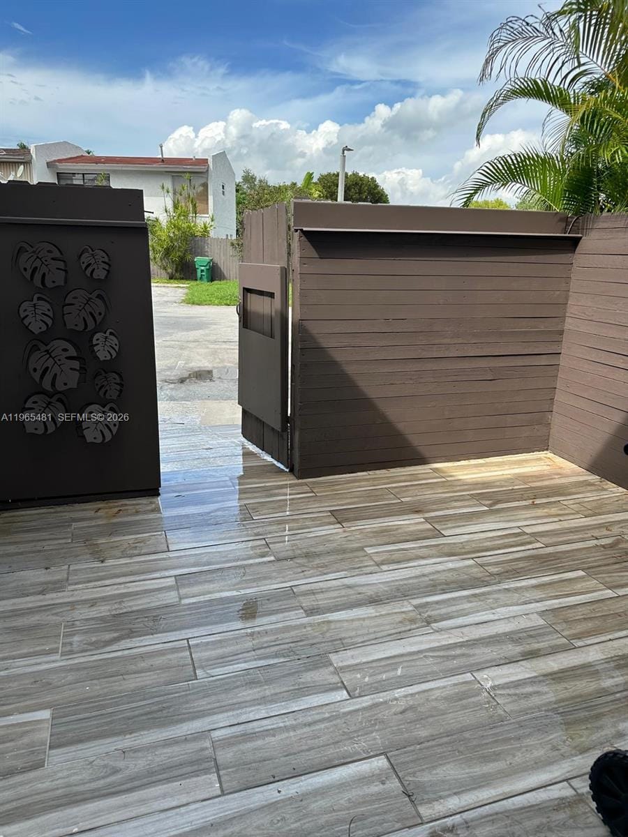 10916 SW 70th Terrace, Miami, FL 33173 photo 2