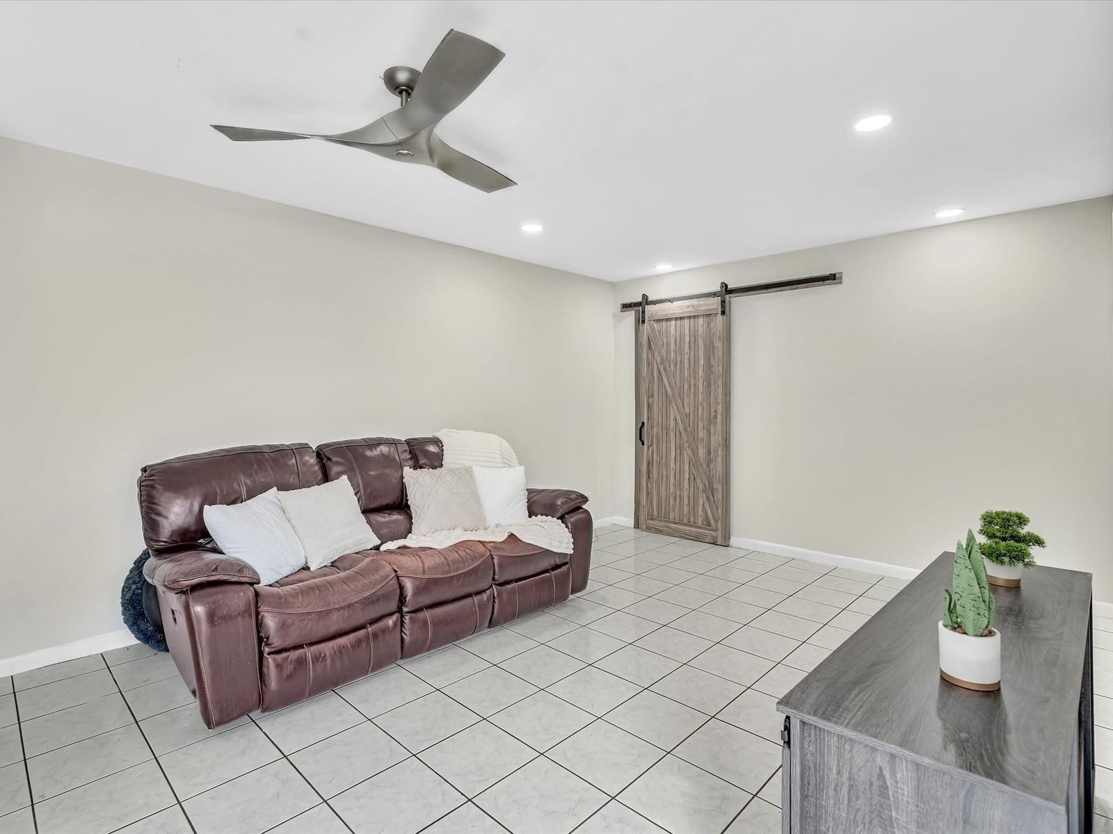 2551 N 40th Avenue 2551, Hollywood, FL 33021 photo 15