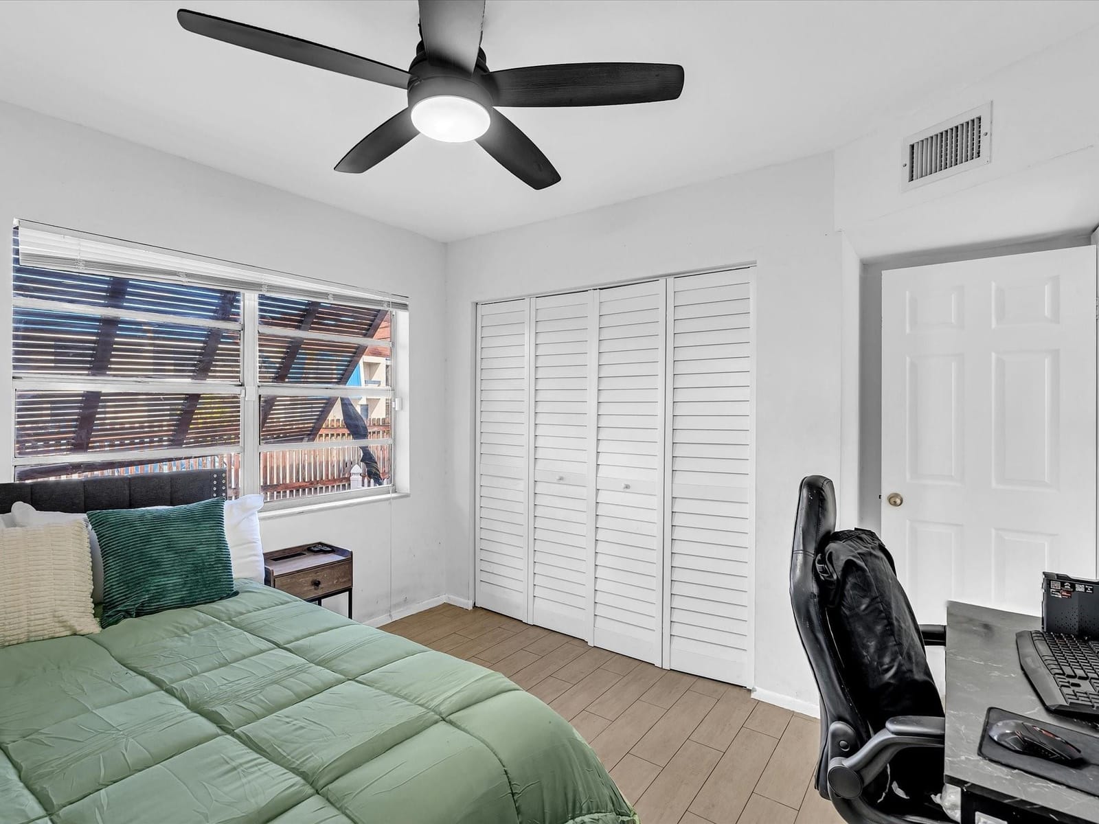 2551 N 40th Avenue 2551, Hollywood, FL 33021 photo 20