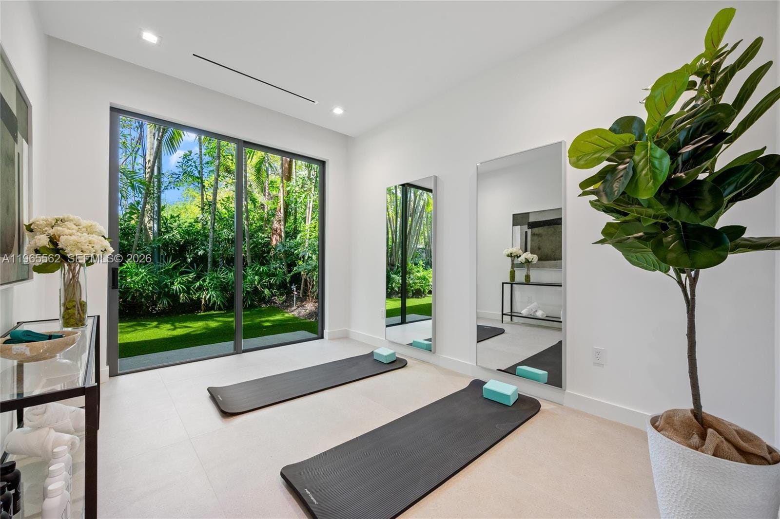 215 S Shore Drive, Miami, FL 33133 photo 16