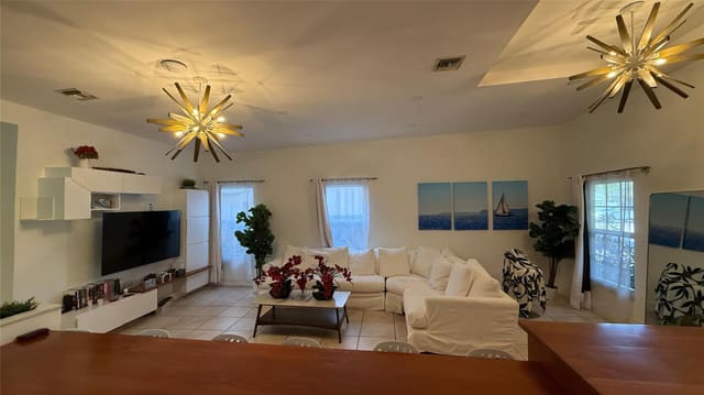 1120 NE 2nd Avenue, Fort Lauderdale, FL 33304